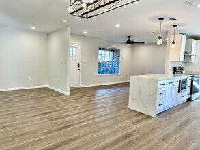 7615 Long Meadow Ln in Pensacola, FL - Building Photo - Building Photo