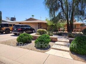 3812 S Newberry Rd in Tempe, AZ - Building Photo - Building Photo