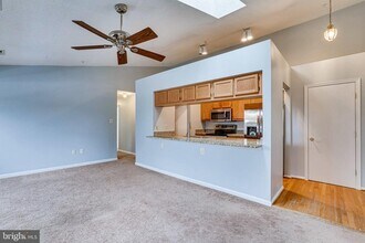 2808 Clear Shot Dr in Silver Spring, MD - Building Photo - Building Photo