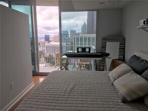 860 Peachtree St NE in Atlanta, GA - Building Photo - Building Photo