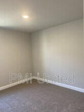 11525 Nicholson Ln in Fort Worth, TX - Building Photo - Building Photo