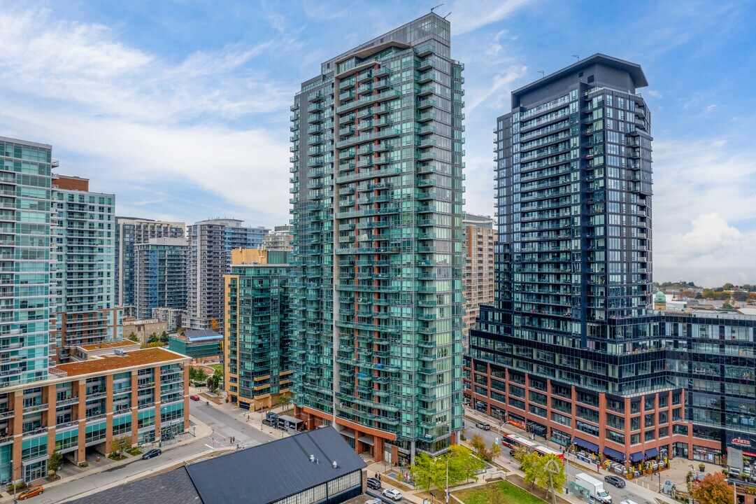 Liberty Place in Toronto, ON - Building Photo