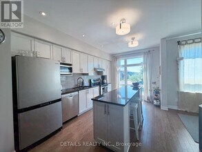321 Twinflower Way in Ottawa, ON - Building Photo - Building Photo