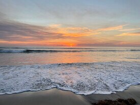 5051 La Jolla Blvd, Unit 101 in San Diego, CA - Building Photo
