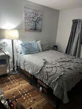 351 Palm Way in Pembroke Pines, FL - Building Photo - Building Photo