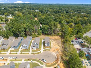 4045 Grommet Ct in Matthews, NC - Foto de edificio - Building Photo