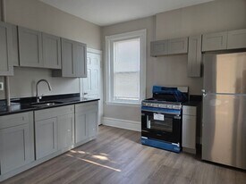 416 N Broom St in Wilmington, DE - Building Photo