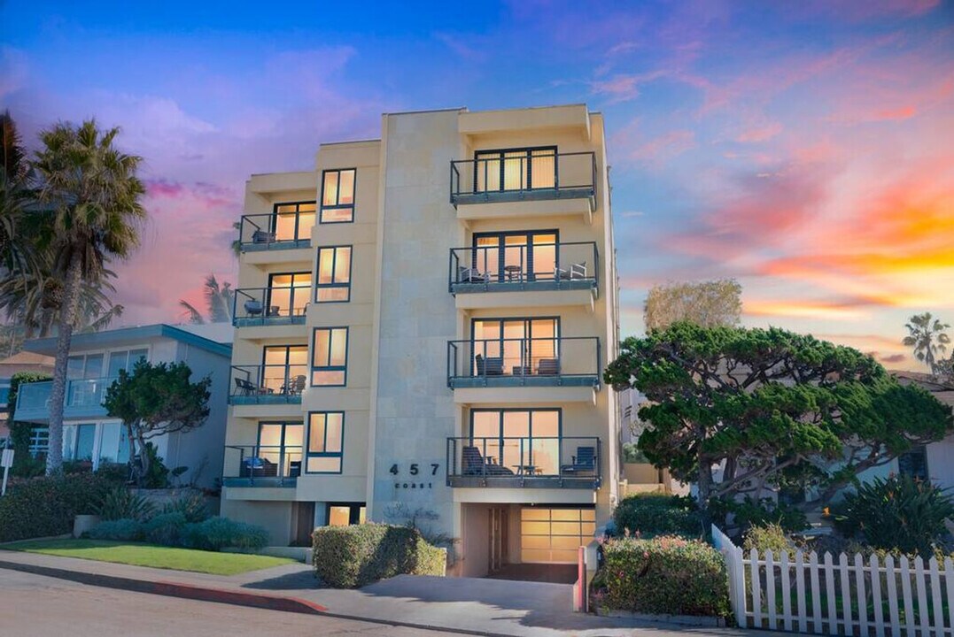 457 Coast Blvd-Unit -ID1024449P in San Diego, CA - Foto de edificio