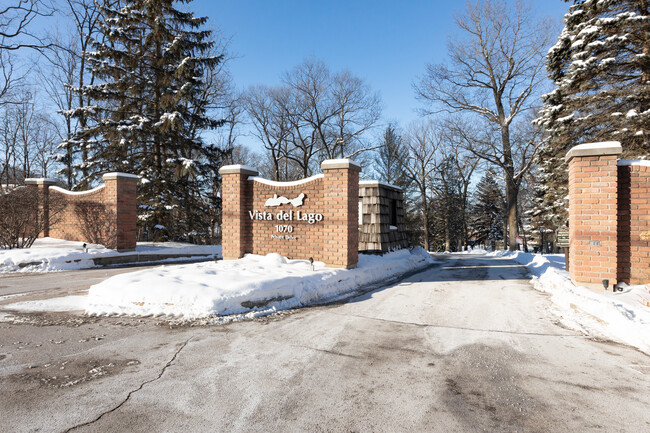 Vista del Lago in Lake Geneva, WI - Building Photo - Other