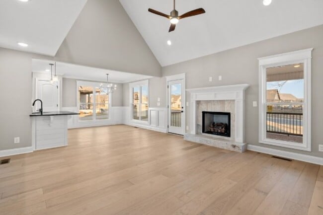 1113 Joe Martin Ln in Lebanon, TN - Building Photo - Building Photo