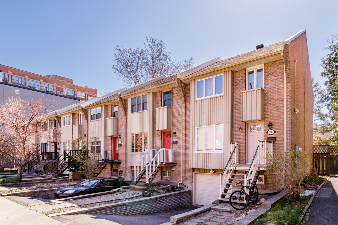 1934 Augustin-Cantin St in Montréal, QC - Building Photo