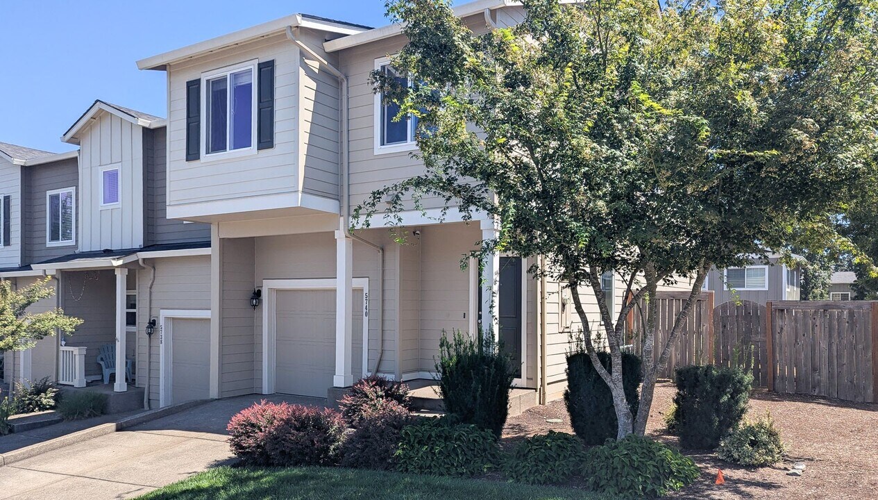 5740 Joynak St S in Salem, OR - Building Photo