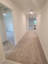 2905 6th St SW in Lehigh Acres, FL - Foto de edificio - Building Photo