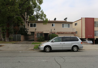 328 Milford Ave in Glendale, CA - Building Photo - Building Photo