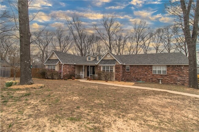 property at 903 Red Fox Cir