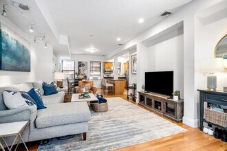 22 Sheafe St in Boston, MA - Building Photo - Building Photo