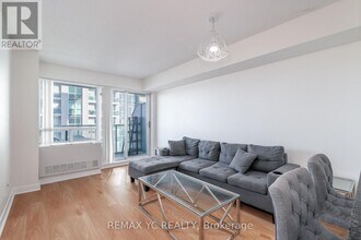 35 Bales Ave in Toronto, ON - Building Photo - Building Photo