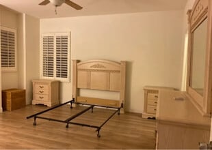 13238 Wooden Gate Way in Corona, CA - Building Photo - Building Photo