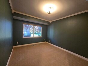 224 Greenbriar W in Richland, WA - Building Photo - Building Photo