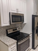 928 SW 8th Ave in Miami, FL - Building Photo - Building Photo