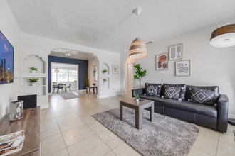 225 NW 14th Ave in Miami, FL - Building Photo - Building Photo