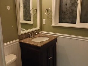 14820 6th Ave NE in Shoreline, WA - Building Photo - Building Photo