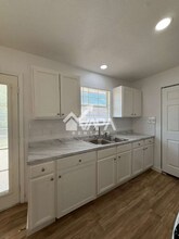 5526 Green Grove Dr in San Antonio, TX - Building Photo - Building Photo