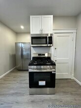 45 Warner St in Medford, MA - Building Photo - Building Photo