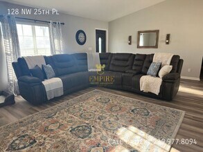 128 NW 25th Pl in Cape Coral, FL - Building Photo - Building Photo