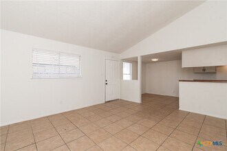 4405 Teri Rd in Austin, TX - Building Photo - Building Photo