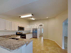 2413 Serenity Bend in Kissimmee, FL - Building Photo - Building Photo