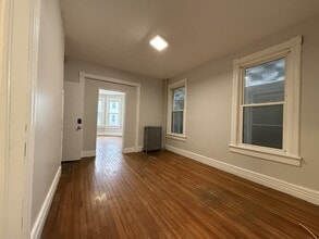 380 Orange St in Albany, NY - Building Photo - Building Photo