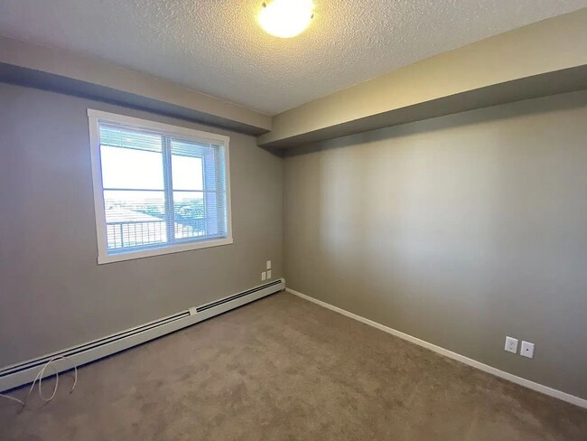 3207 James Mowatt Trl SW in Edmonton, AB - Building Photo - Building Photo