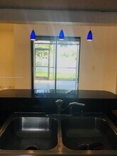 6257 NW 171st St in Hialeah, FL - Building Photo - Building Photo