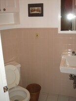 366 Riverway in Boston, MA - Building Photo