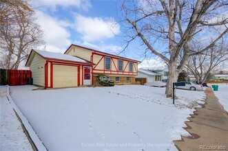 16543 E Yale Pl in Aurora, CO - Building Photo - Building Photo