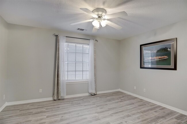 property at 112 Harbour Town Dr