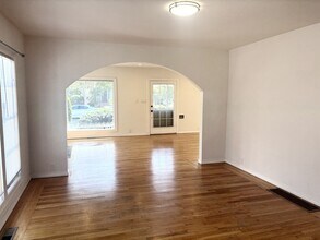 679 St Mary Ave in San Leandro, CA - Foto de edificio - Building Photo