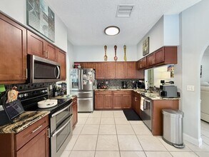 1966 Fishermens Bend in Palm Harbor, FL - Building Photo - Building Photo