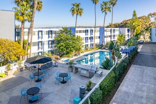 Gables Point Loma in San Diego, CA - Building Photo