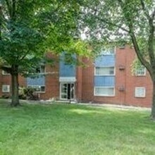 5850 W 130th St in Brook Park, OH - Building Photo - Building Photo