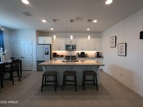 3820 N 100th Dr in Avondale, AZ - Building Photo - Building Photo