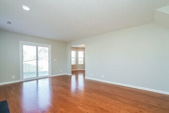 901 Bexhill Ct S in Nashville, TN - Foto de edificio - Building Photo