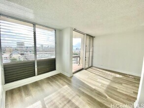 1535 Pensacola St in Honolulu, HI - Building Photo - Building Photo
