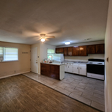 130 Apple Tree Rd in Charlottesville, VA - Foto de edificio - Building Photo
