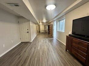 4919 W 8620 S, Unit Basement in West Jordan, UT - Building Photo - Building Photo