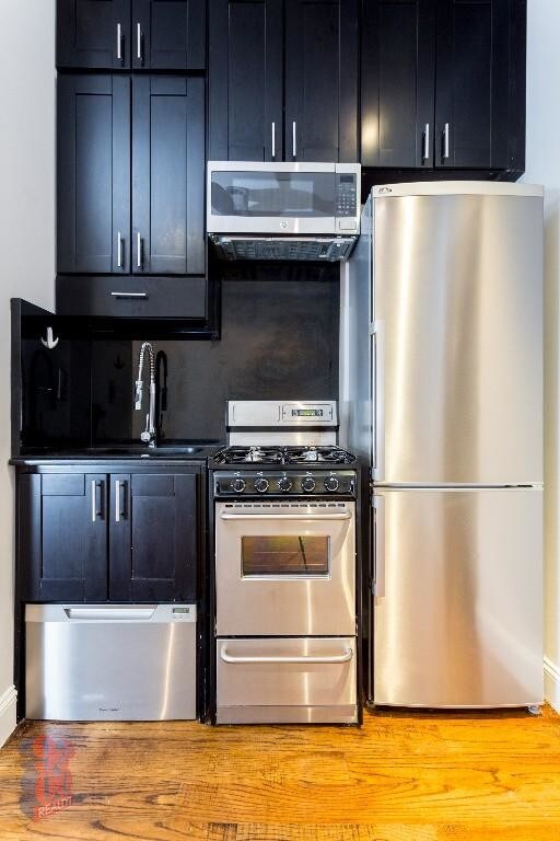 273 W 10th St, Unit 1FW in New York, NY - Foto de edificio - Building Photo