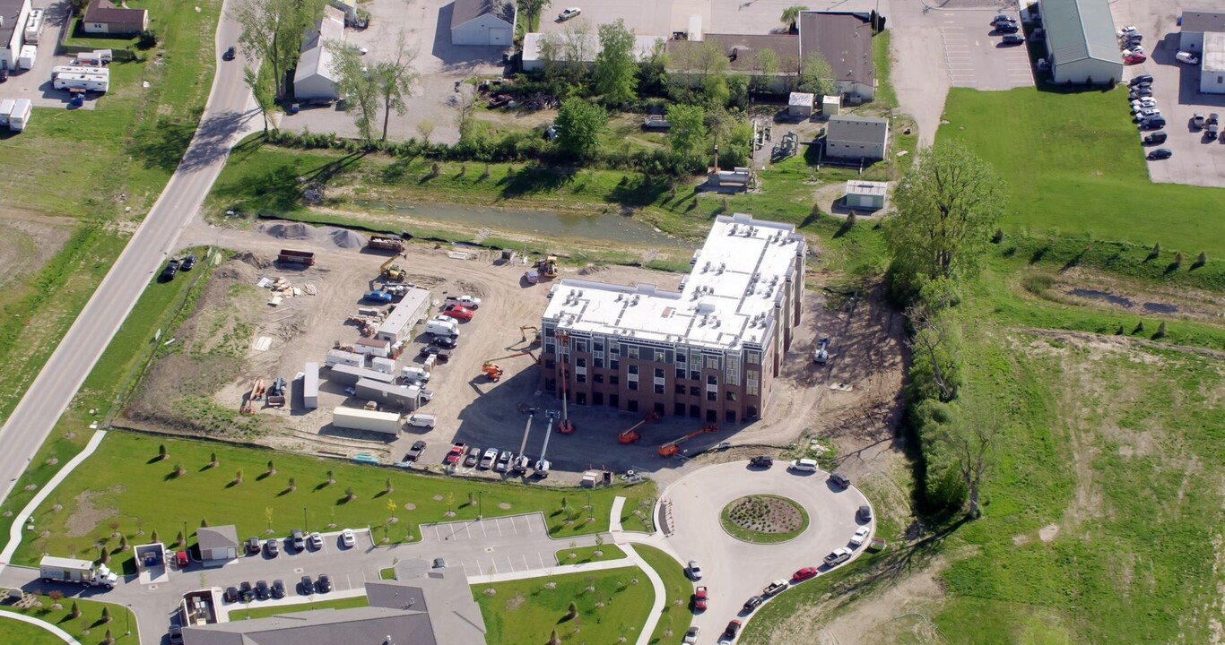 810 Medical Center Pky in Maumee, OH - Building Photo