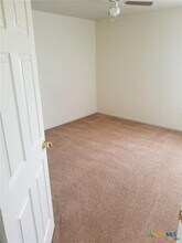 2101 Jennifer Dr in Killeen, TX - Building Photo - Building Photo