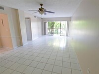 6320 SW 138th Ct, Unit 202 in Miami, FL - Building Photo - Building Photo